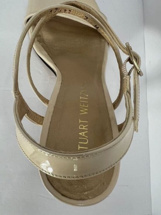 Stuart Weitzman Dayna Patent Crisscross Platform Sandals  Stuart Weitzman Cream Patent Leather Sandals Size 7M